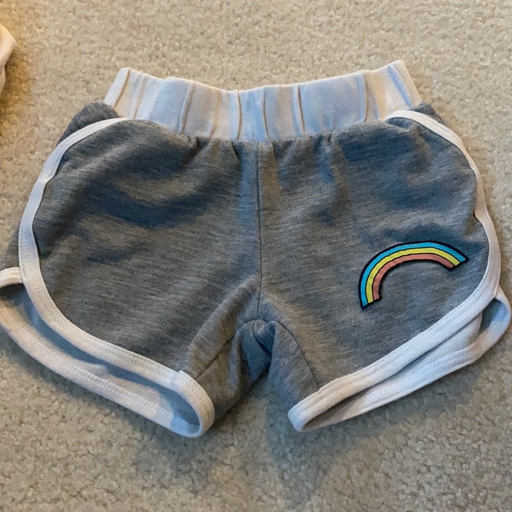 Tiny Whales Unicorn Sweater & Rainbow Shorts - Picture 2 of 4